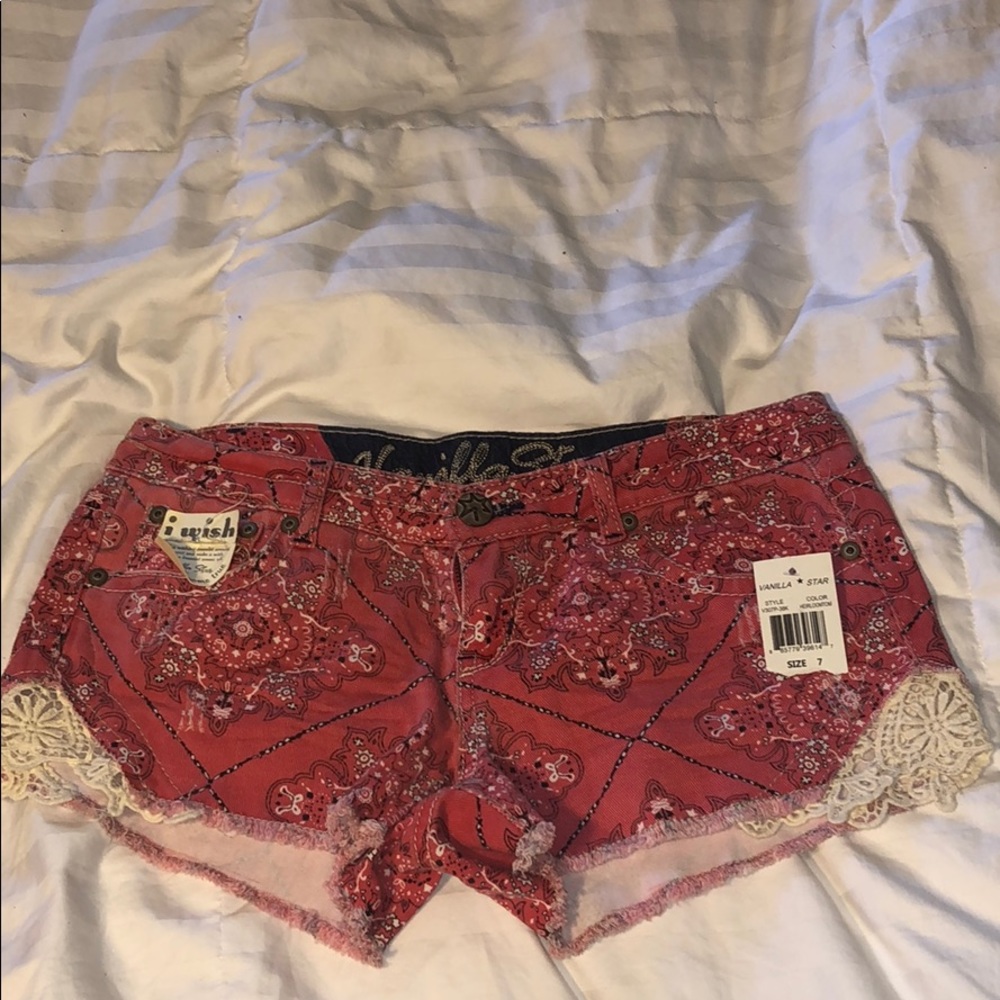 NWT VANILLA STAR SHORTS